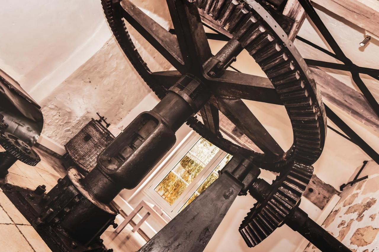 Le Moulin De Pommeuse Bed & Breakfast エクステリア 写真